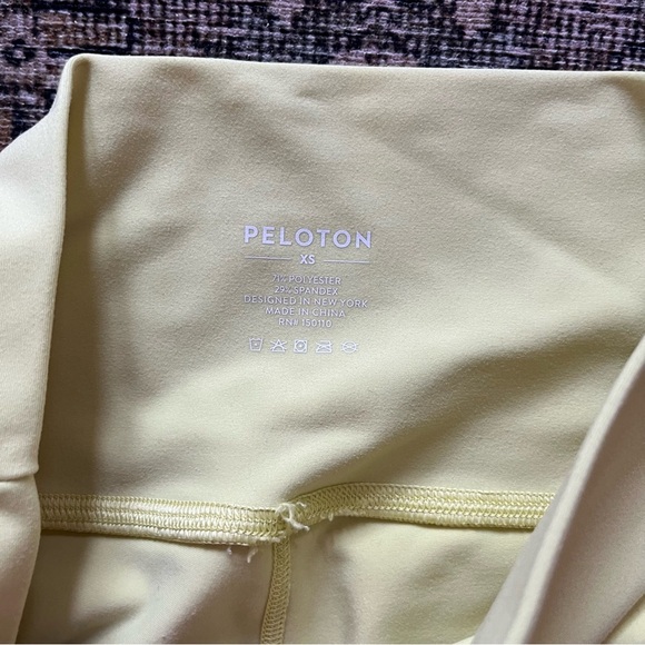 PELOTON biker shorts - Picture 2 of 4